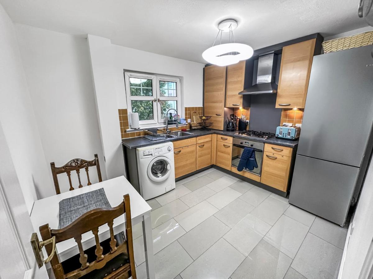 Comfortable 2 Bedroom Flat In The City Centre Edinburg Exteriör bild