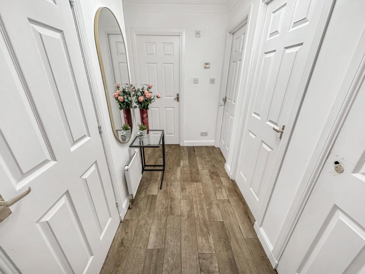 Comfortable 2 Bedroom Flat In The City Centre Edinburg Exteriör bild